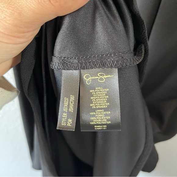 Jessica Simpson Black Ruffle Sleeveless Cocktail Party Dress LBD Keyhole Size 6 - Picture 6 of 6